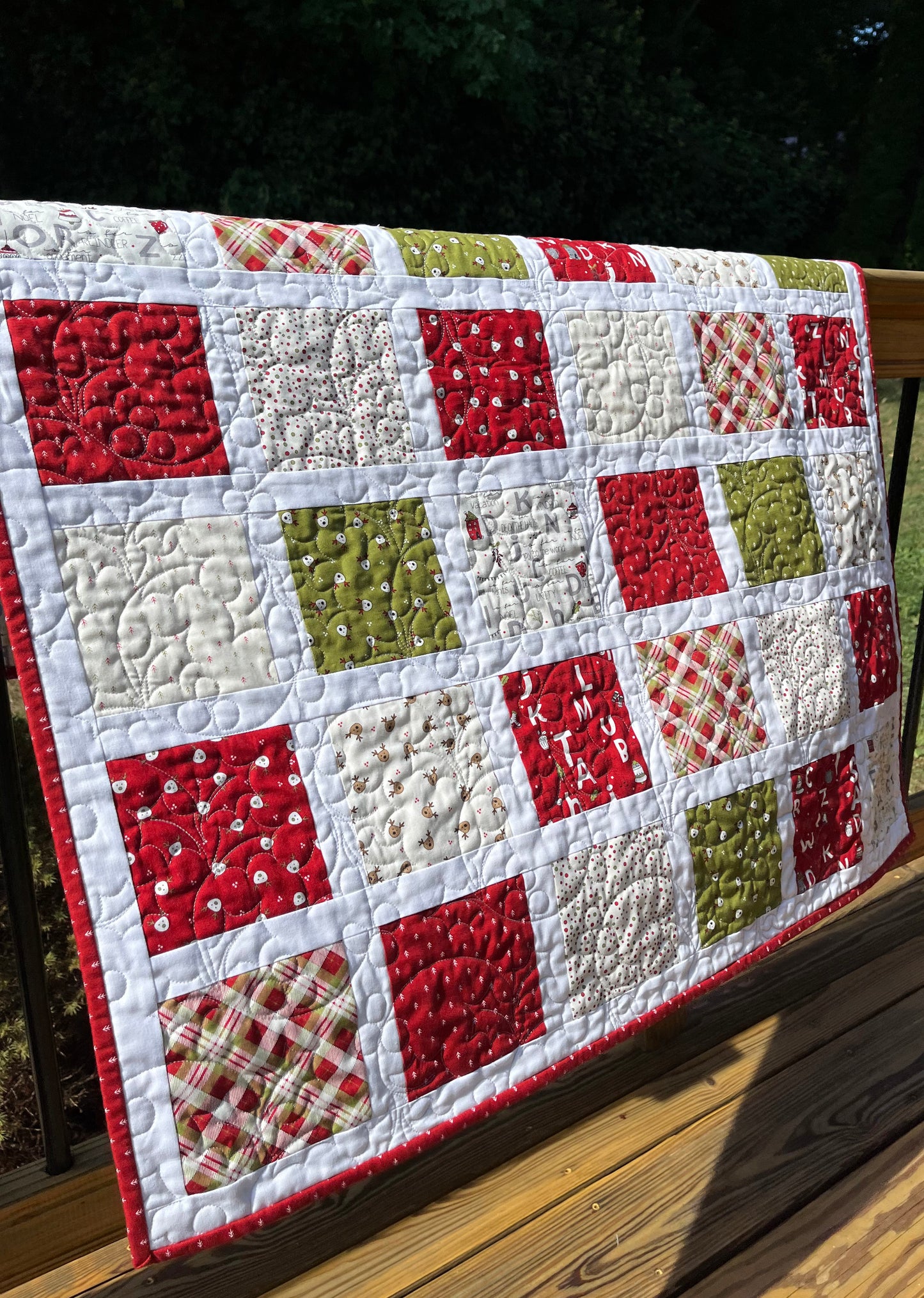 Handmade Christmas Baby Quilt, Baby's First Christmas Blanket (35x40) FREE HANDMADE BAG - Ready to Ship!