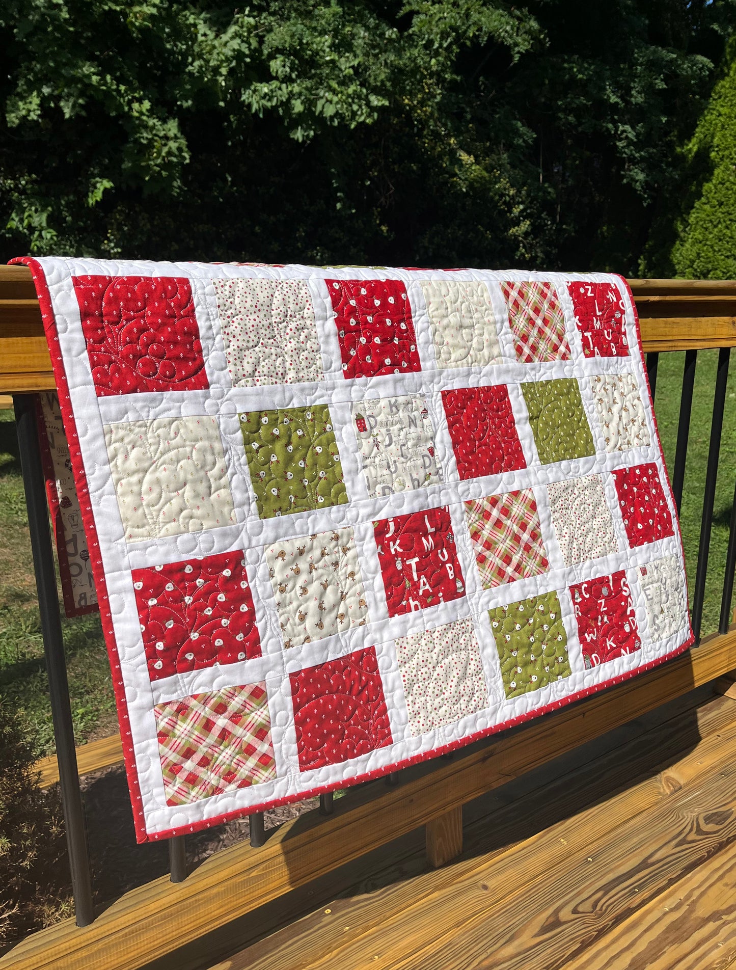 Handmade Christmas Baby Quilt, Baby's First Christmas Blanket (35x40) FREE HANDMADE BAG - Ready to Ship!