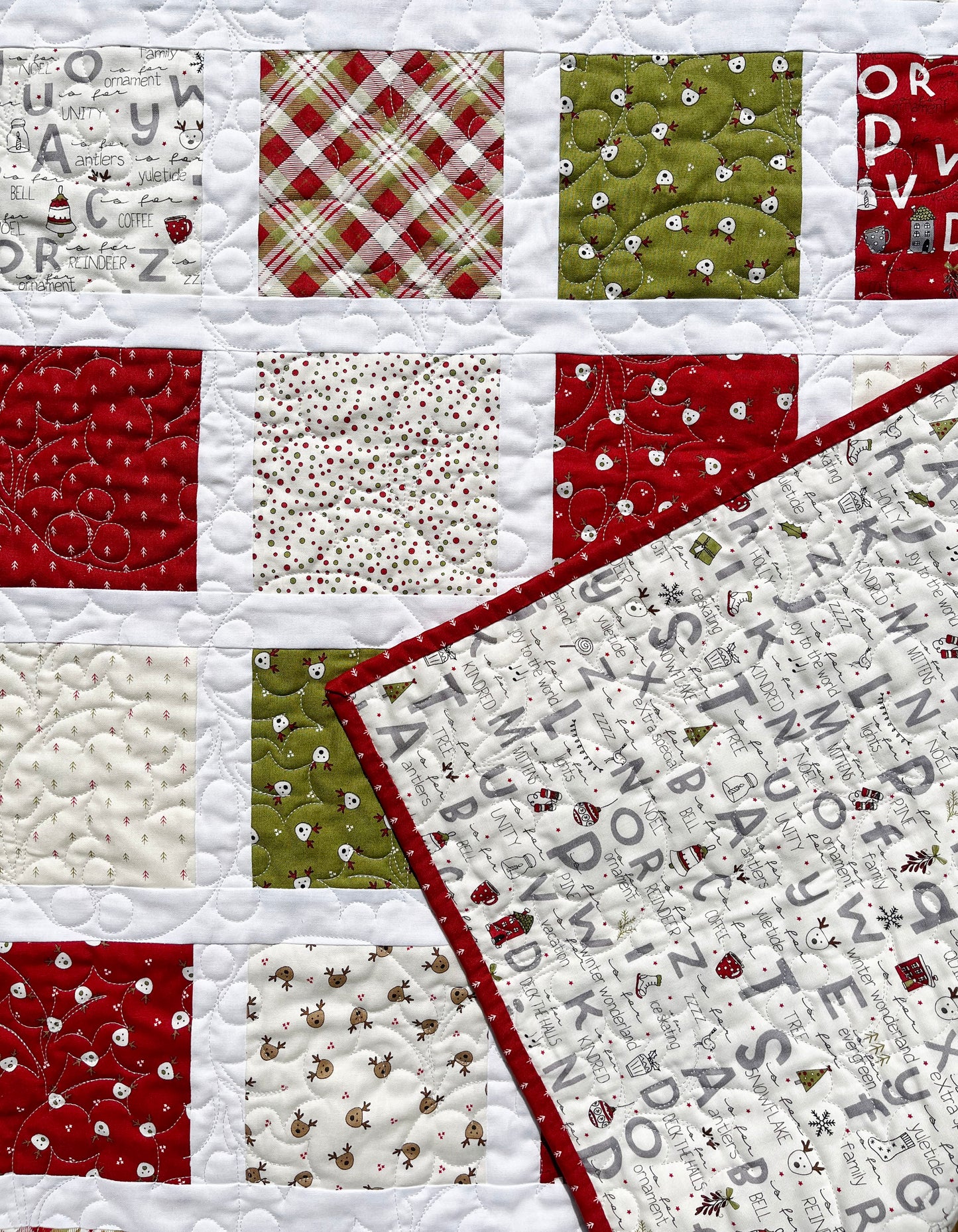 Handmade Christmas Baby Quilt, Baby's First Christmas Blanket (35x40) FREE HANDMADE BAG - Ready to Ship!