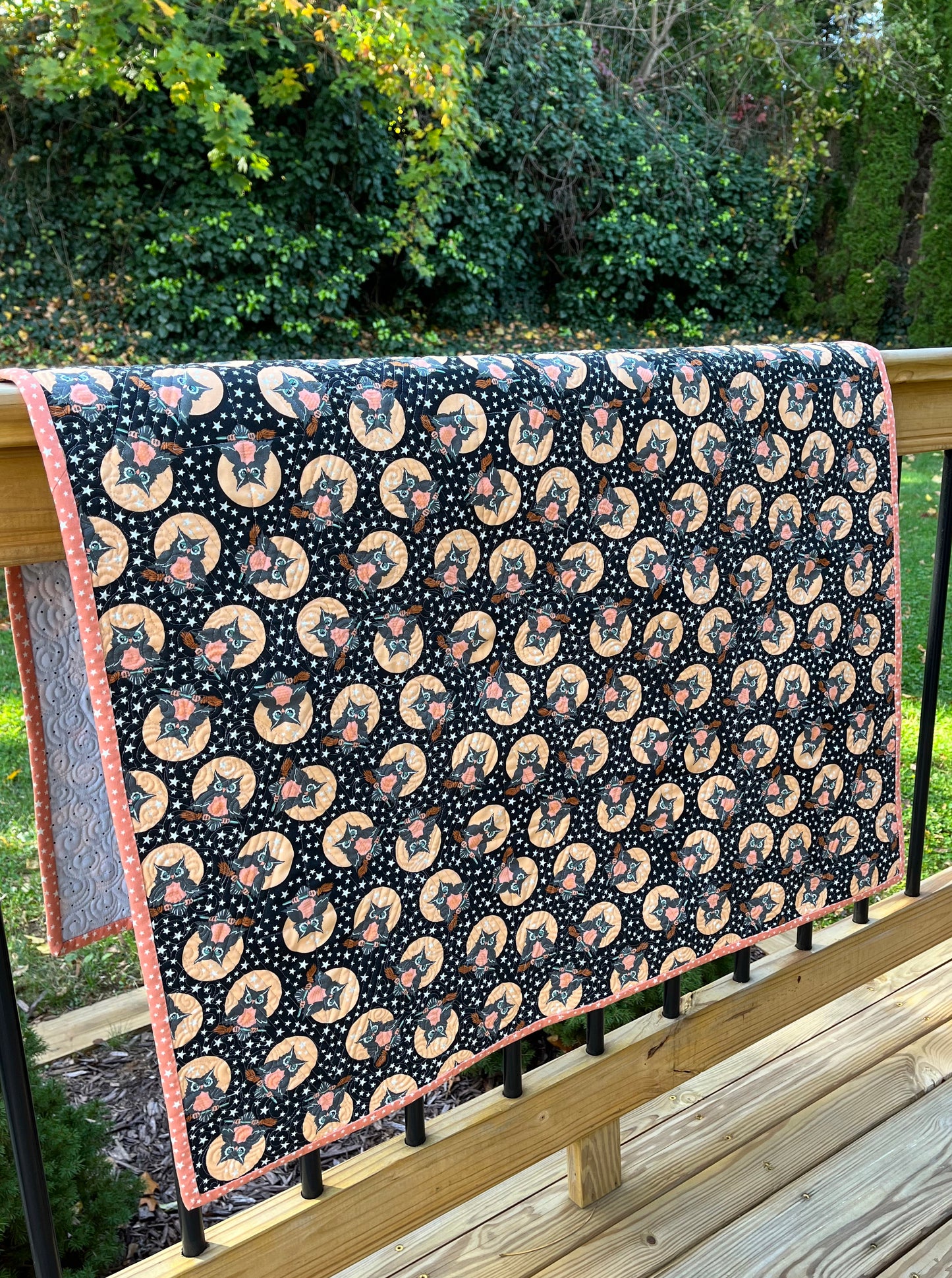 Owl O Ween-Halloween / Baby Quilt / Lap Quilt / Table Topper