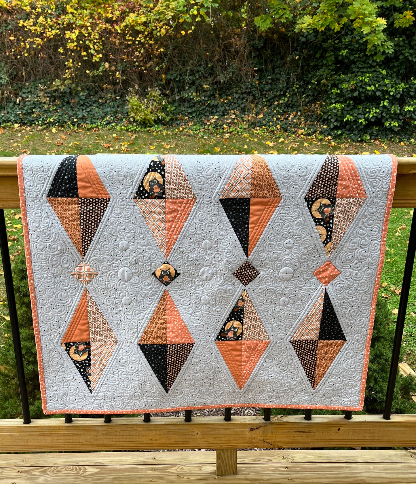Owl O Ween-Halloween / Baby Quilt / Lap Quilt / Table Topper