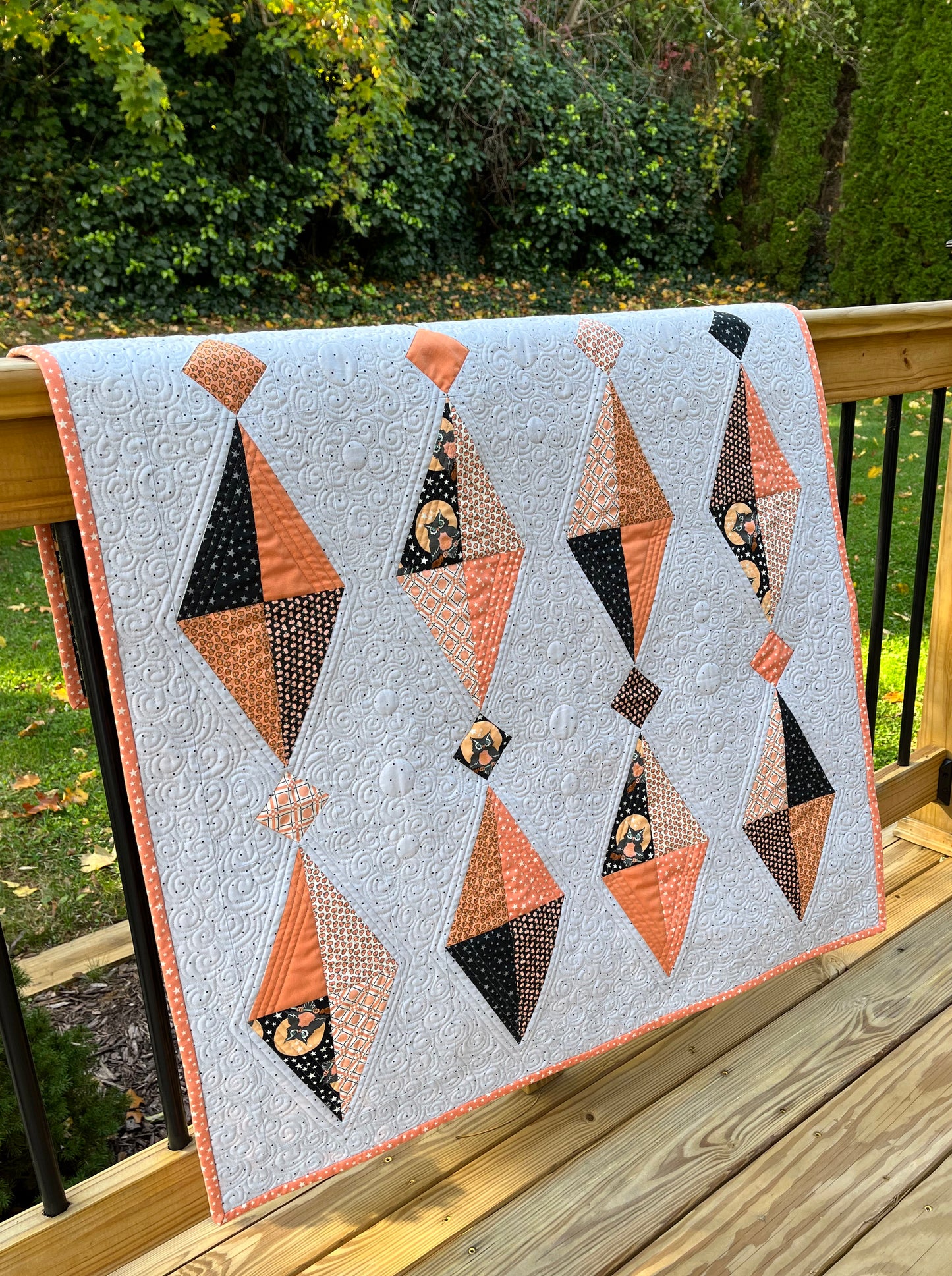 Owl O Ween-Halloween / Baby Quilt / Lap Quilt / Table Topper