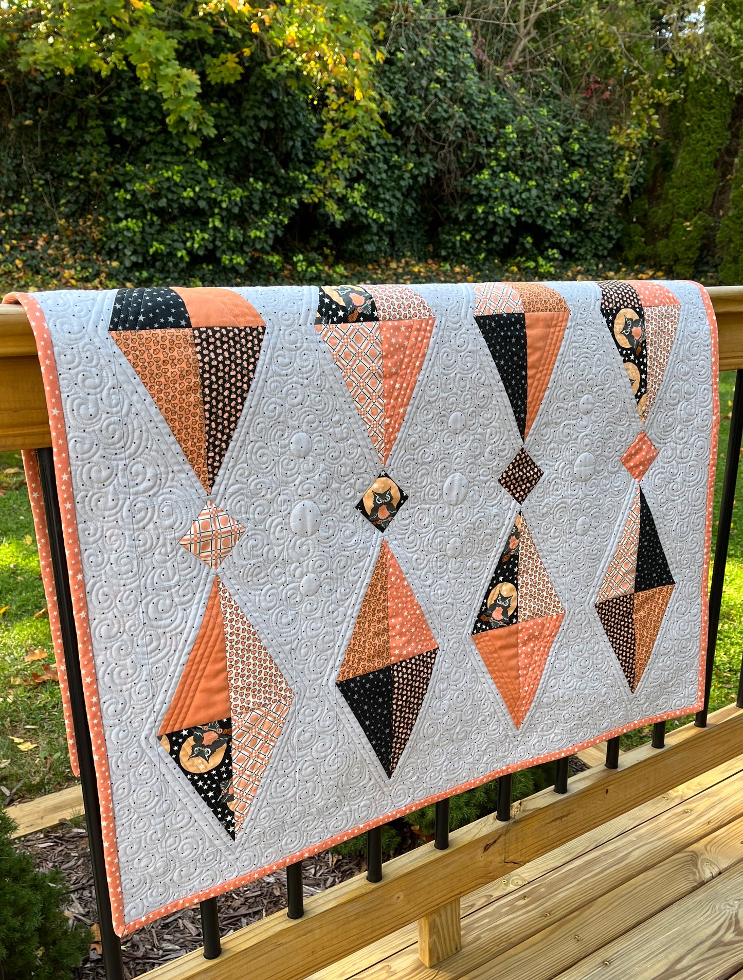 Owl O Ween-Halloween / Baby Quilt / Lap Quilt / Table Topper