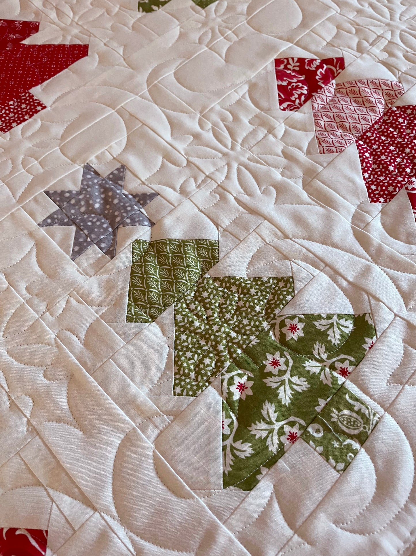 Handmade Baby Quilt - Tis the Season Christmas Heirloom Blanket, Xmas Tree Table Topper, Wall Hanging (36.5x40.5)