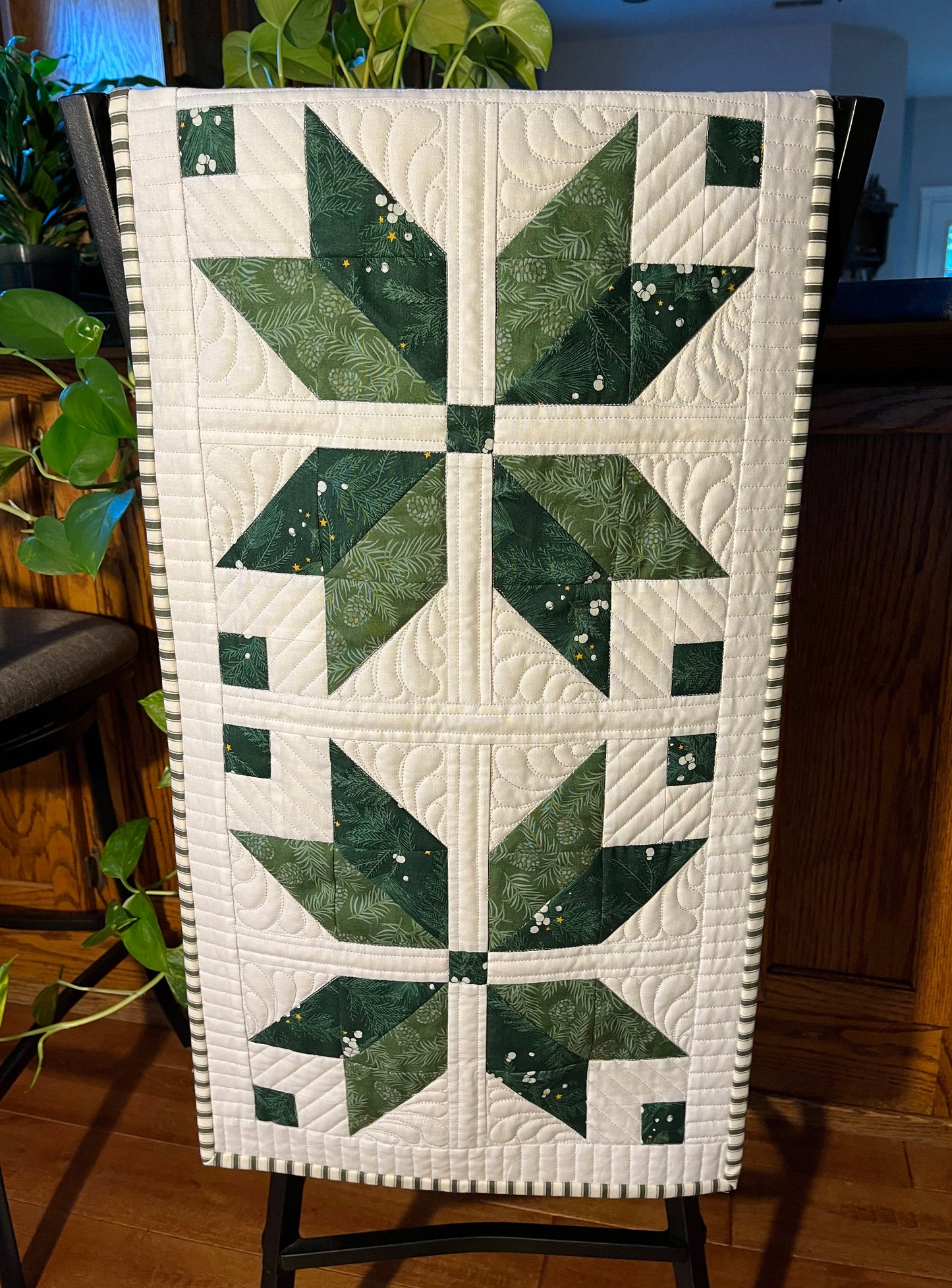 Christmas Table Runner - Green Star - Handmade, Custom Quilted - 15"x54" - Ready to Ship