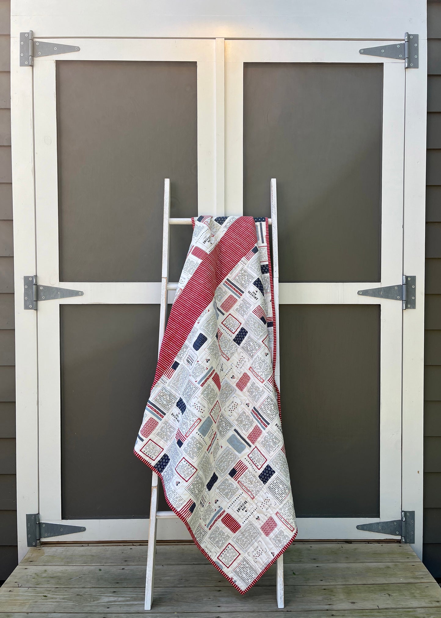Handmade Quilt - Father's Day - July 4 - Americana - Lap/Small Throw Size (50.5x50.5)