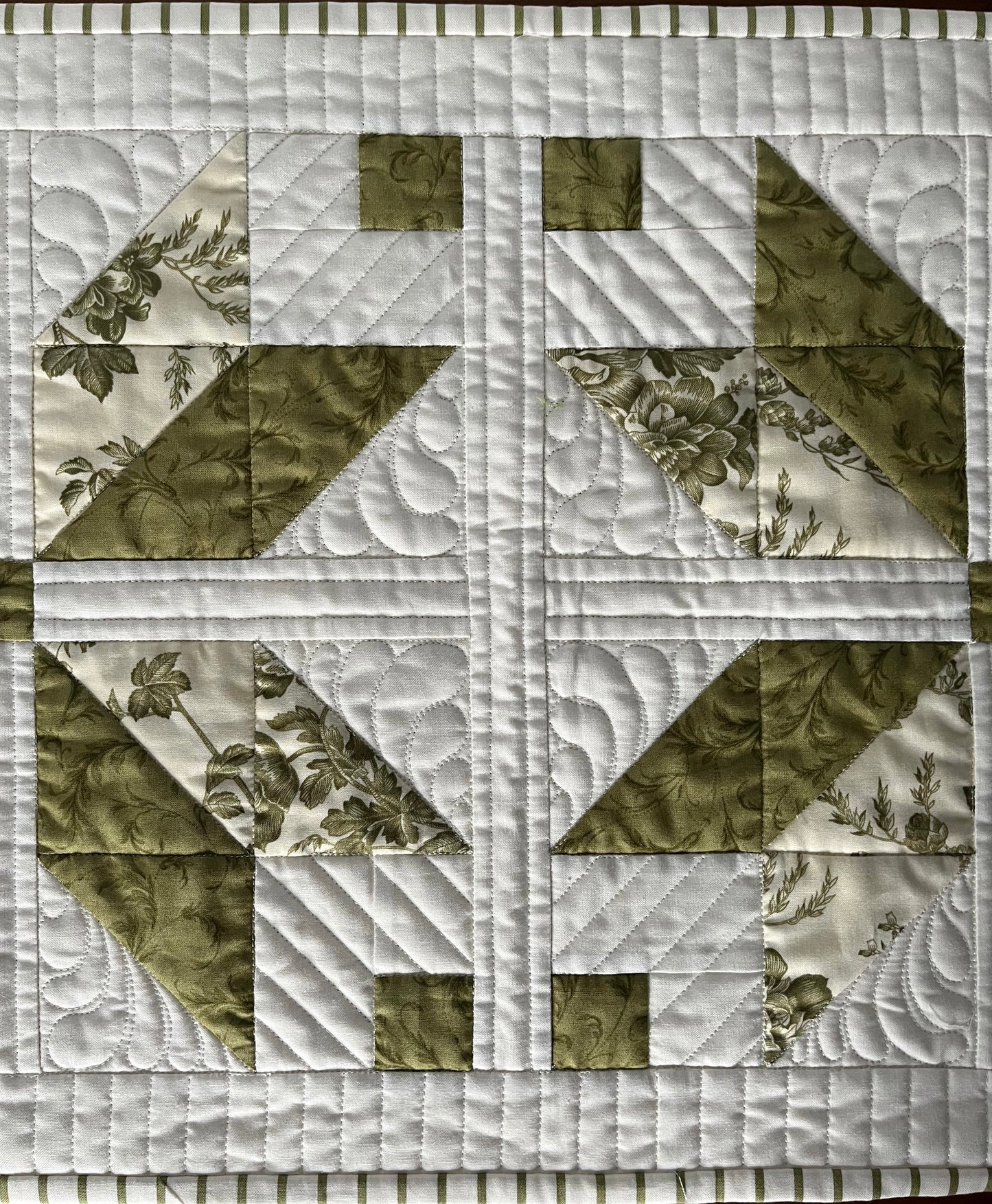 TABLE RUNNER - Handmade Quilted Fall, Autumn, Thanksgiving, Christmas - Green, Cream, White (15x54)