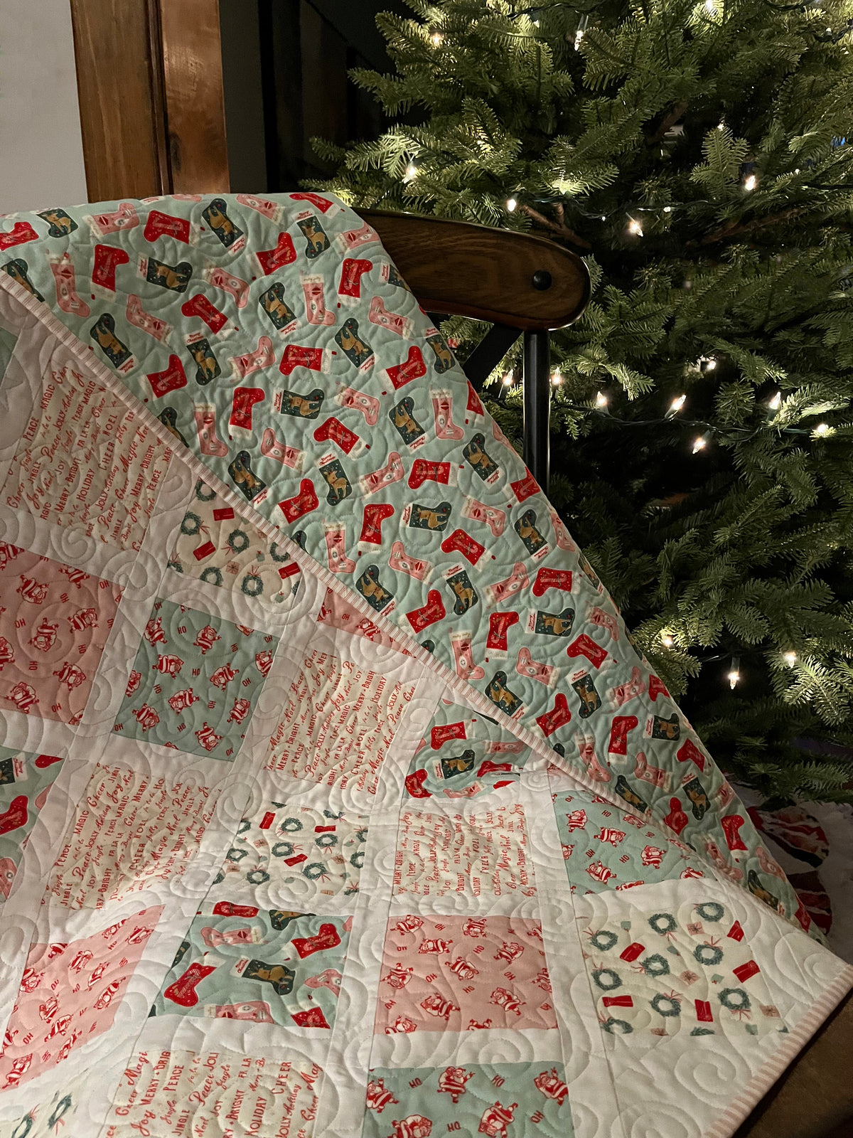 Handmade Christmas Baby Girl Quilt, Lap Quilt, Nostalgic Soft Pink, Mint & Cream (38x46)