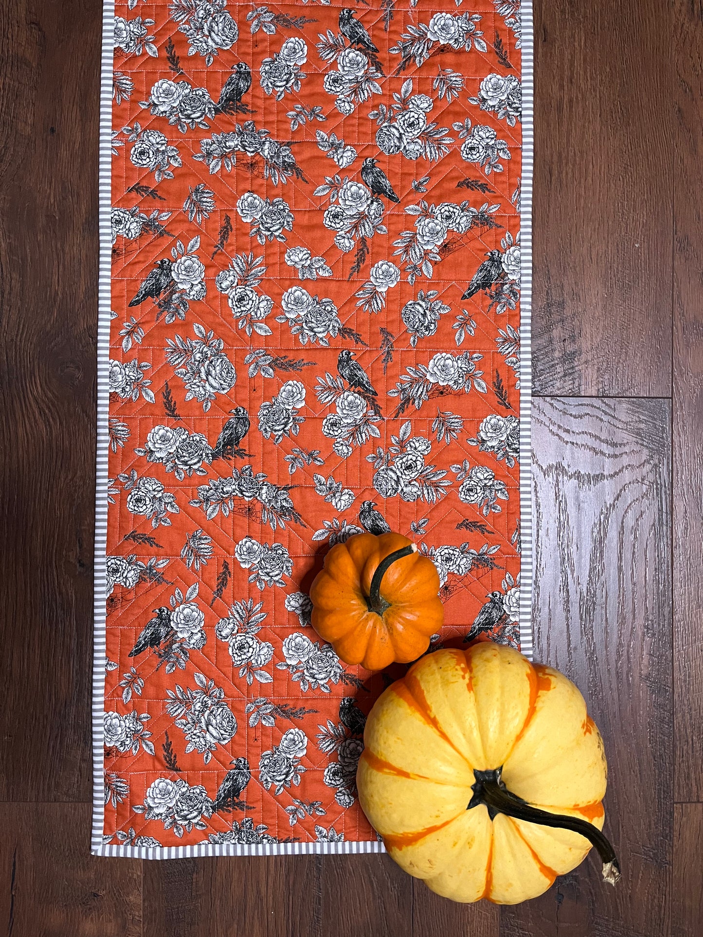 Halloween Table Runner - Handmade Quilted - Grey, Orange, Cream with Crows, Pumpkins, Stars (15.5x 49.5)
