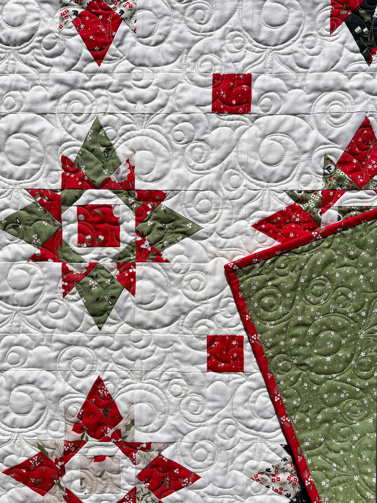 Handmade Christmas Baby Quilt, Lap Quilt, Holiday Table Topper, Wall Hanging (37x37.5)