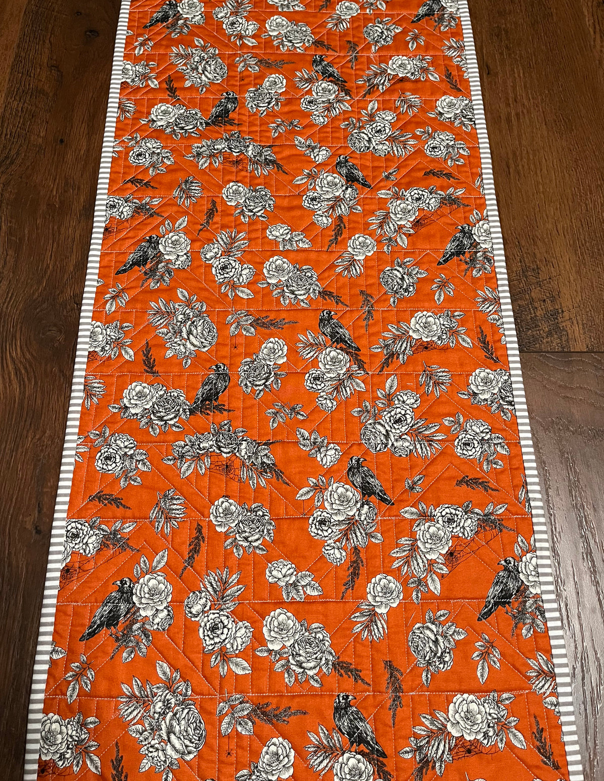 Halloween Table Runner - Handmade Quilted - Grey, Orange, Cream with Crows, Pumpkins, Stars (15.5x 49.5)