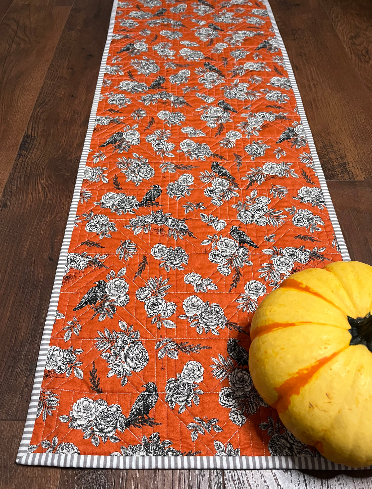 Halloween Table Runner - Handmade Quilted - Grey, Orange, Cream with Crows, Pumpkins, Stars (15.5x 49.5)