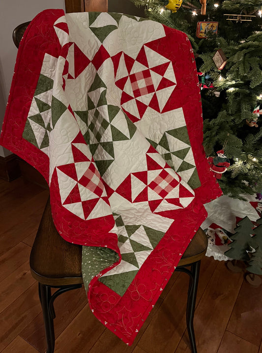 Handmade Christmas Baby Quilt, Adult Lap Quilt - Red, Green & White Ohio Stars (37.5x37.5)