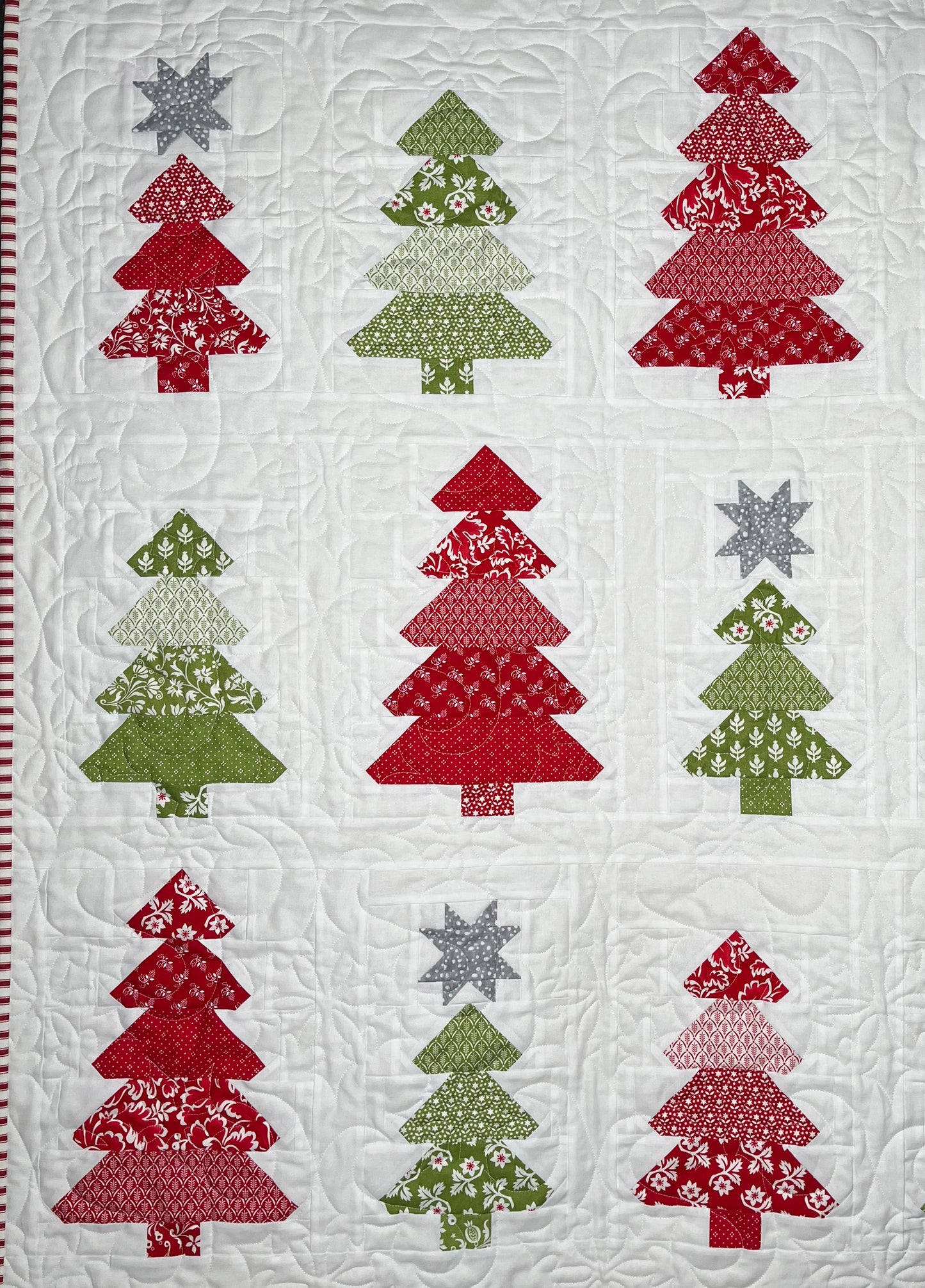 Handmade Baby Quilt - Tis the Season Christmas Heirloom Blanket, Xmas Tree Table Topper, Wall Hanging (36.5x40.5)